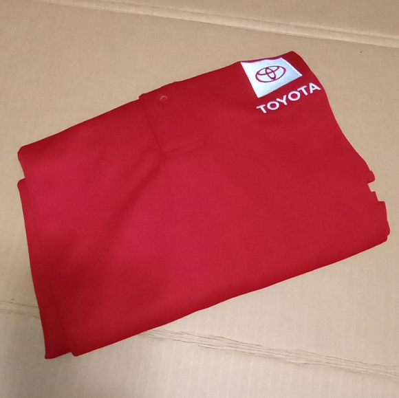 Toyota Logo Red Men's Polo Shirt Size Medium - Picture 10 of 13